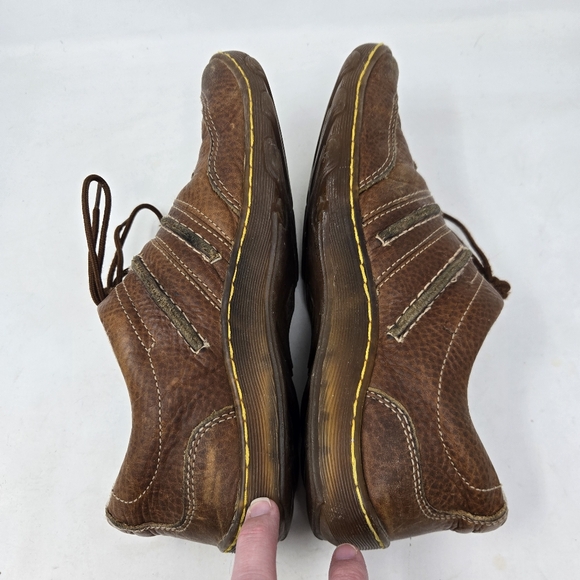 DR MARTENS Mens Size 10 Air Wair Casual Oxford Brown Leather Shoe 11215 - Picture 7 of 9